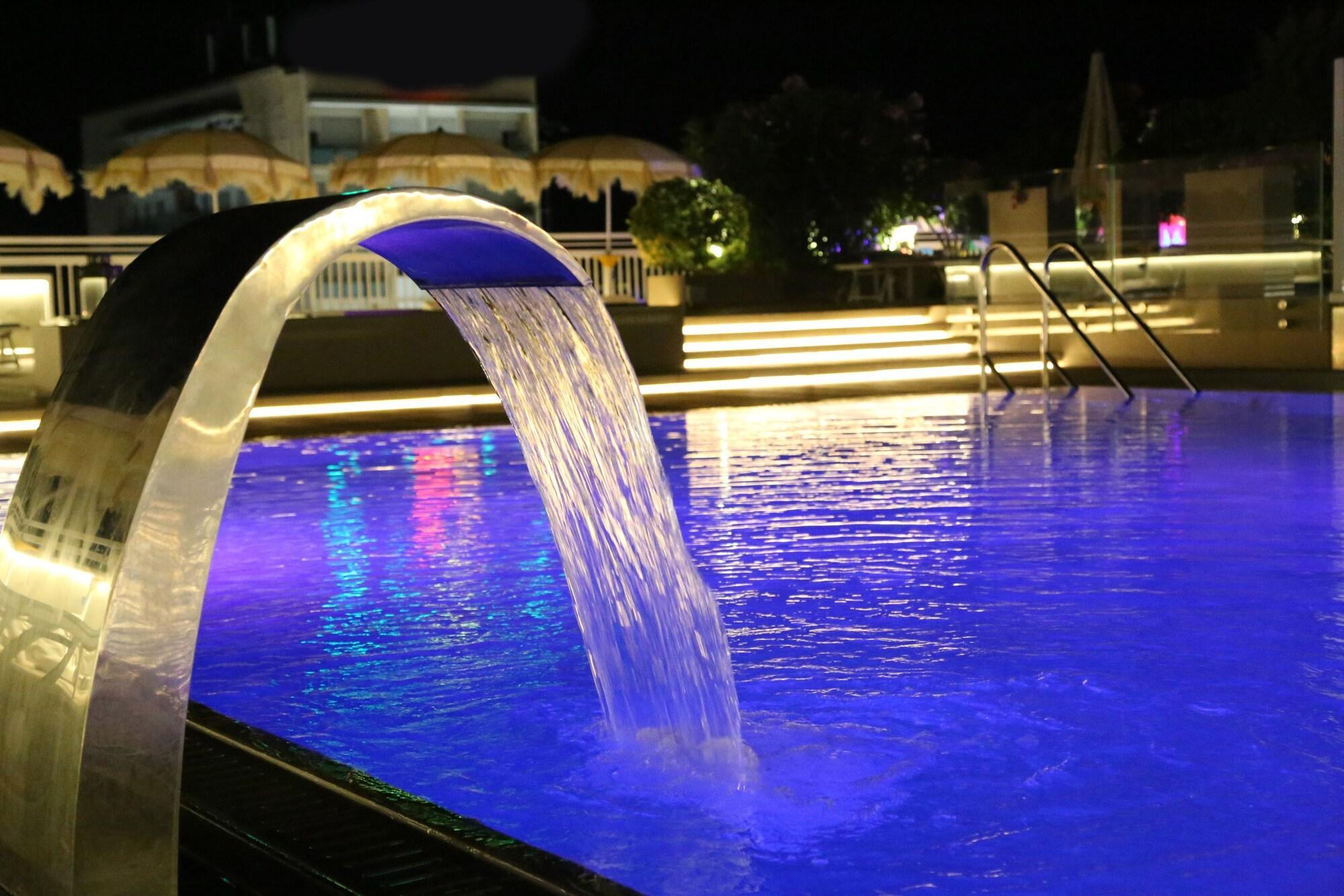 Hotel Principe Palace Lido di Jesolo Exterior foto